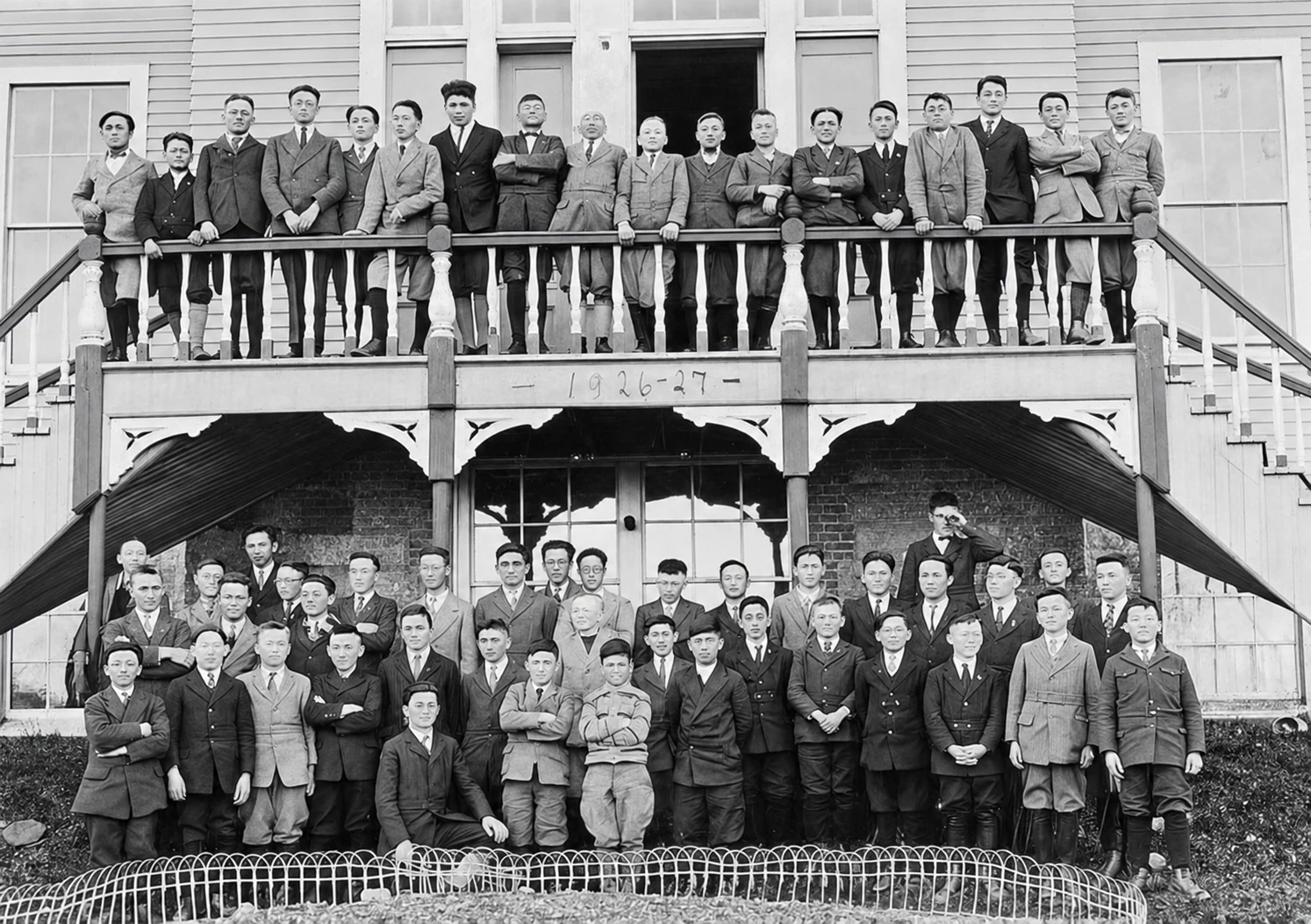 Les petits en 1927-1928