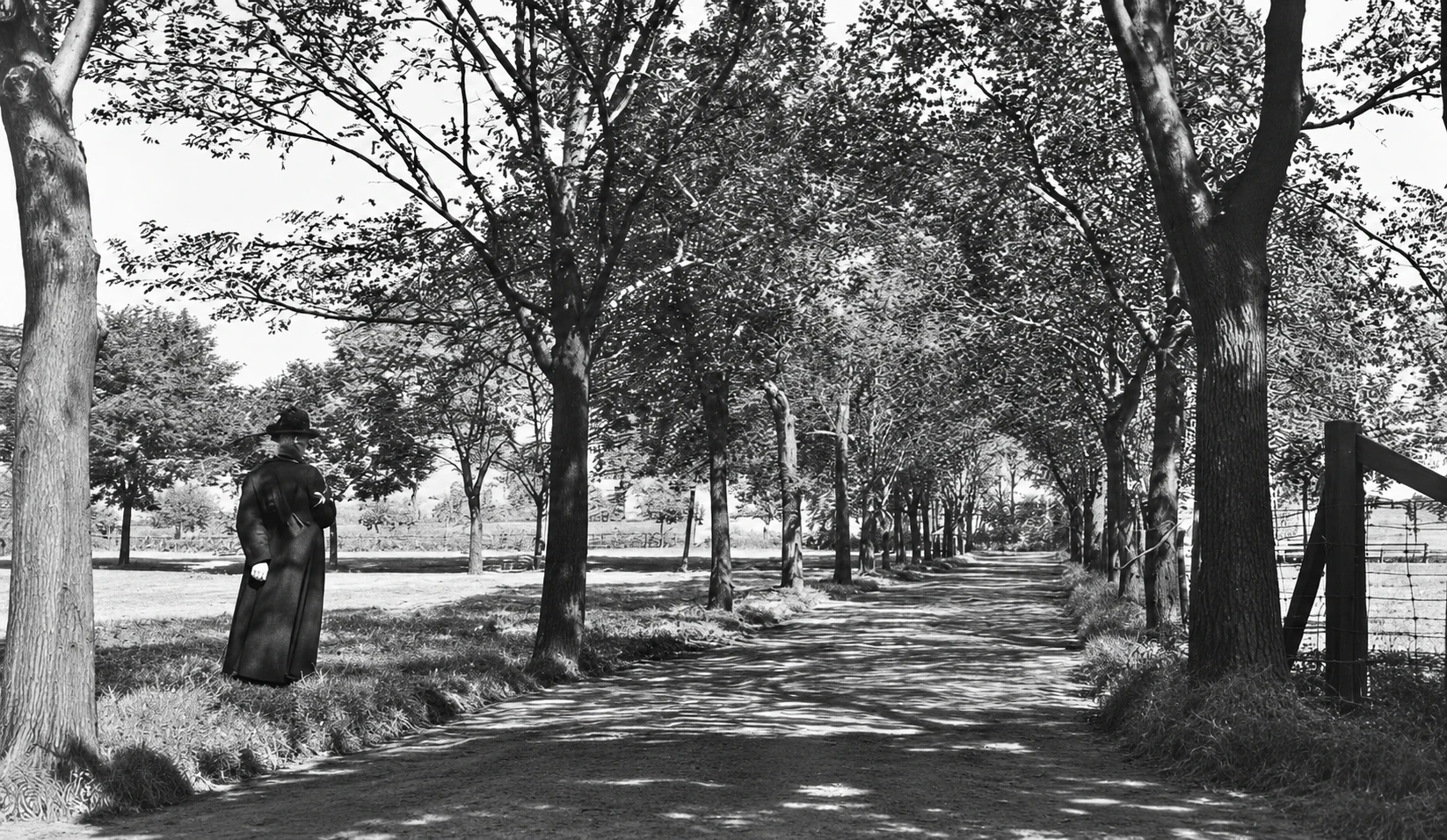 Al lado del cementerio